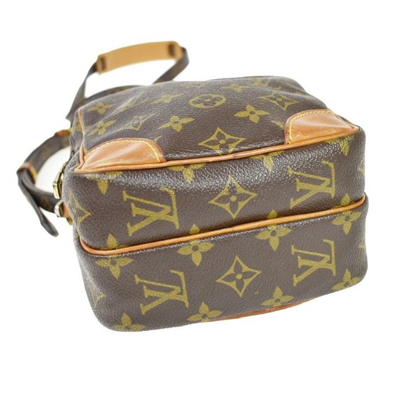 LOUIS VUITTON Amazon Crossbody Shoulder Bag - Picture 9 of 16